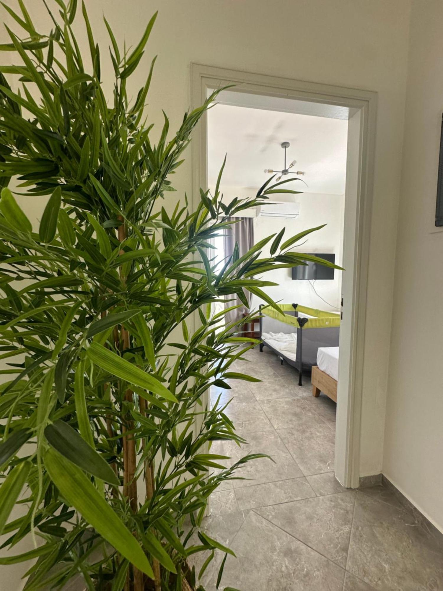 Nautica Hotel Apartments Stavromenos  Exterior photo